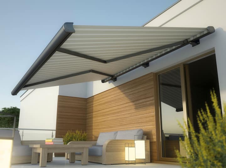 Custom retractable awnings installation in Augusta